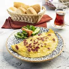 SUCUKLU OMLET 