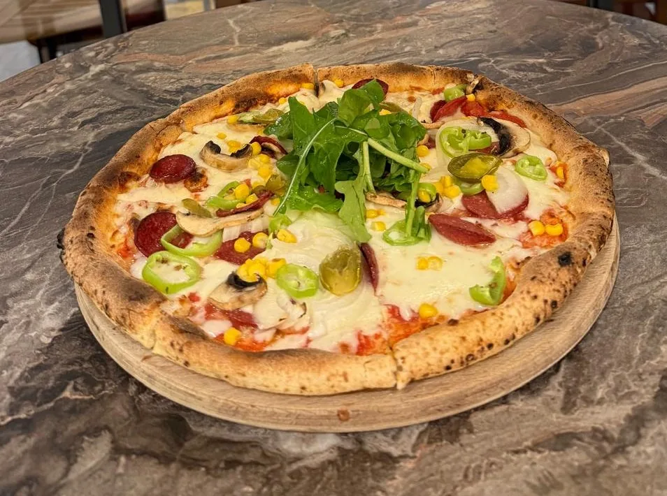 HOUSE SPECIAL PIZZA 